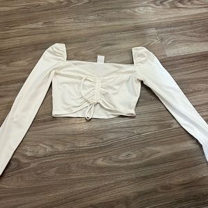 Aritzia TNA White Crop